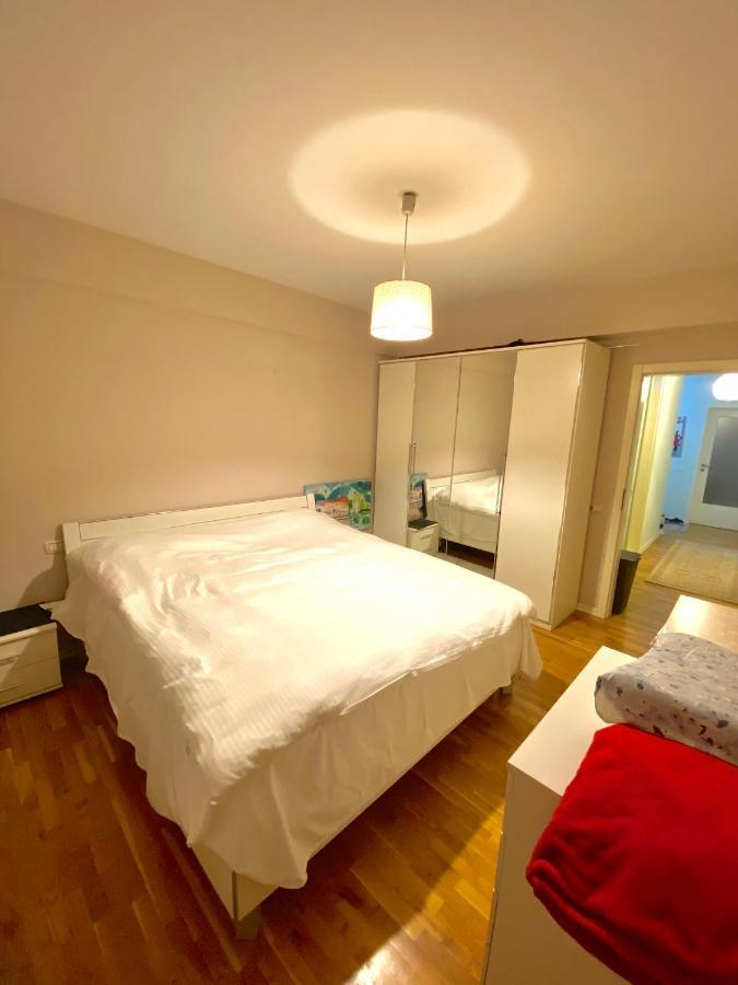 Kent Apartments พริสตีนา ภายนอก รูปภาพ